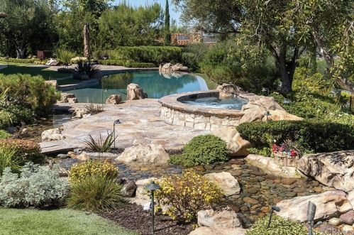 74 Golden Eagle, Irvine CA  92603-0309 exterior