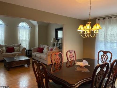 11 Crimson Ln, Dover NJ  07803-2444 exterior