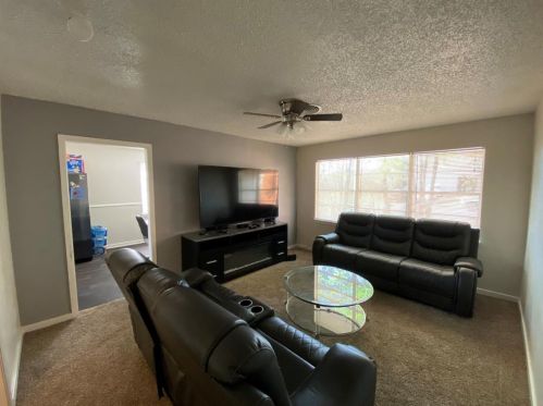 3720 Slade Blvd, Fort Worth TX  76116-6947 exterior