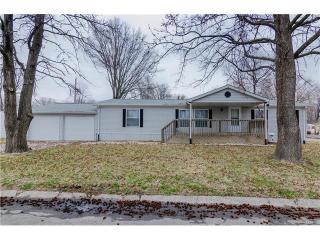423 7th St, Fairview Heights, IL 62232
