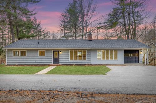 728 Elm St, Laconia, NH 03246-2354