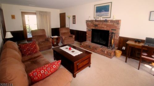 3 Wales Ct, Annandale, NJ 08801-3336