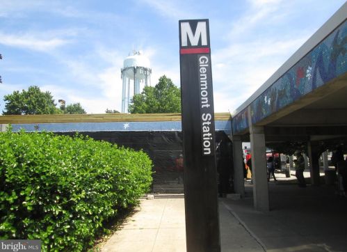 15 Valleyfield Ct, Silver Spring MD 20906-5724 exterior