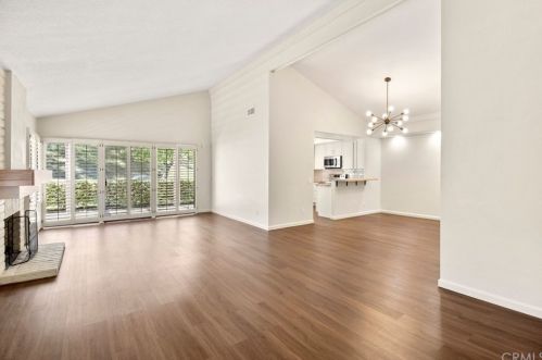 6548 Circulo Dali, Anaheim CA  92807-4906 exterior