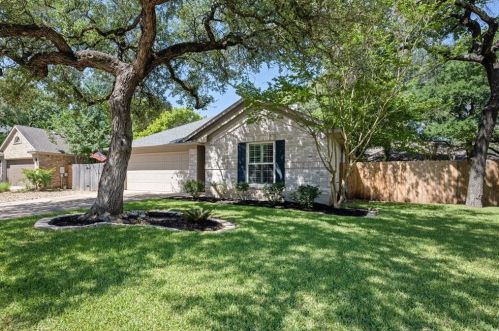 108 Sophora Pl, Cedar Park, TX 78613-2826