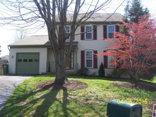 8410 Silverdale Ct, Lorton, VA 22079-3065