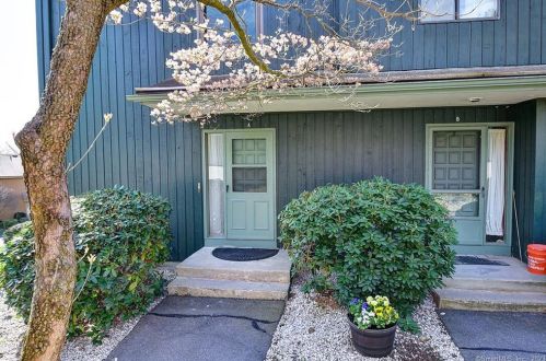 170 Brittany Farms Rd, New Britain, CT 06053-1116