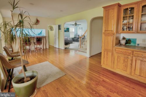 4907 Mariners Dr, Shady Side MD 20764-9752 exterior