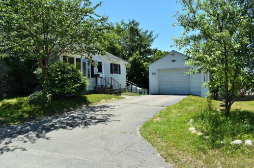 67 Central St, Randolph, ME 04346-5224