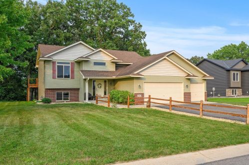 26407 22nd St, Zimmerman, MN 55398-4650