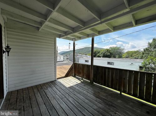 309 Fleet St, Primrose PA 17901-3725 exterior