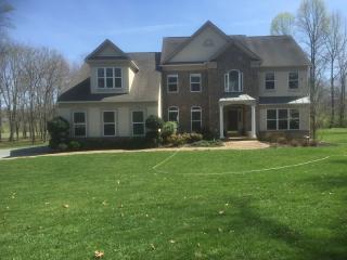 19574 Lovella Country Ct, Purcellville, VA 20132-4254