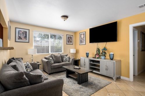 4106 Madrona Rd, Riverside CA  92504-2919 exterior