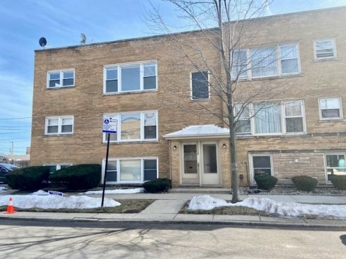 5555 Edmunds St, Chicago, IL 60630-4643