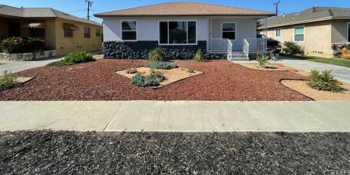 1905 138th St, Compton, CA 90222-3127
