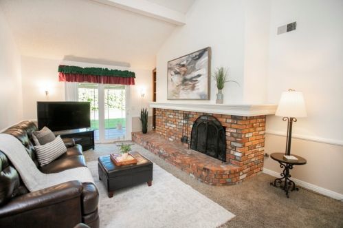 436 Valencia St, Glendora, CA 91741-2417