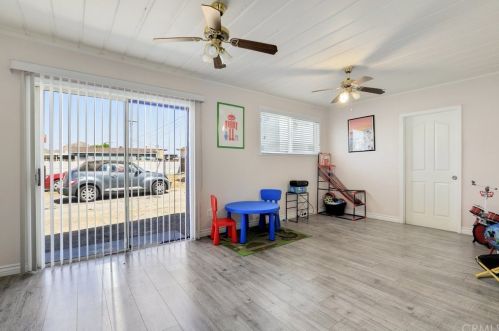 1401 Villa St, Riverside CA  92507-1332 exterior