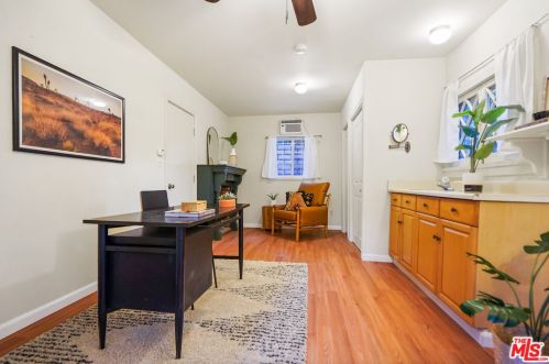 1212 Cedar St, Glendale CA  91207-1427 exterior