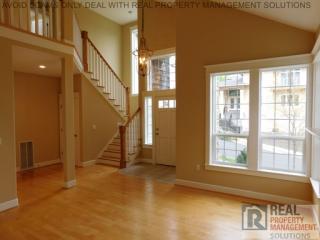 13635 Eastridge St, Portland OR  97236-6625 exterior