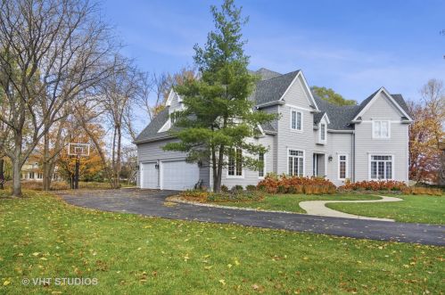 2516 Royal Troon Ct, Bannockburn, IL 60015-3837