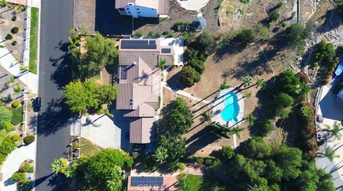 16685 Bonanza Dr, Riverside CA  92504-5706 exterior