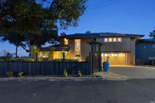 1231 Thomas Dr, Pacheco, CA 94553-2346
