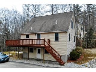 158 Brenner Dr, Albany, NH 03818-6910