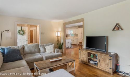 345 Princeton Ave, Berkeley Township NJ  08721-2321 exterior