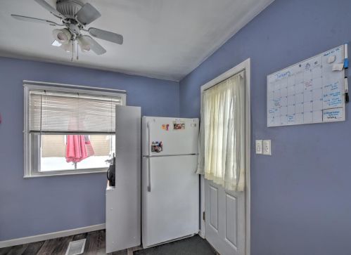 1236 44 Pl, Hobart IN exterior