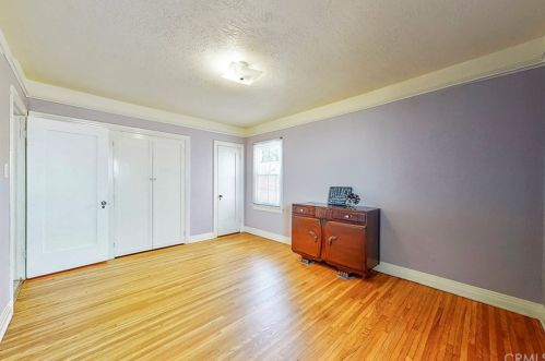 301 Janss St, Anaheim CA  92805-2526 exterior