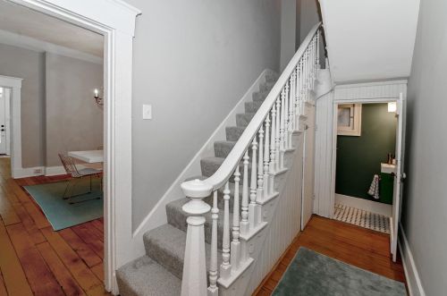 2612 Hemlock St, Cincinnati OH  45206-1608 exterior