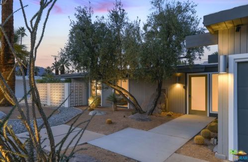 2866 Livmor Ave, Palm Springs, CA 92262-6930