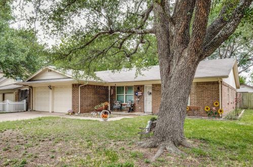509 Saddle Ridge Ln, Fort Worth, TX 76179-2037