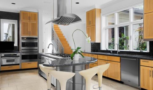 8300 Chalk Knl Dr, Austin TX  78735-1703 exterior