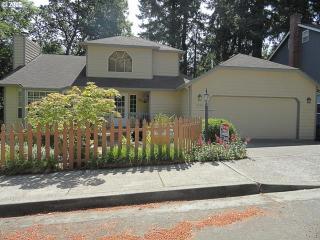 2576 30th Ct, Beaverton, OR 97123-7900
