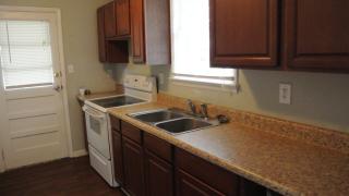 310 Forrest Ave, Savannah GA  31404-1804 exterior