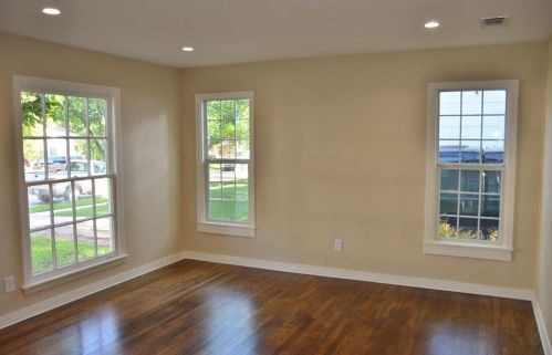 2725 Wayside Ave, Fort Worth TX  76110-2218 exterior