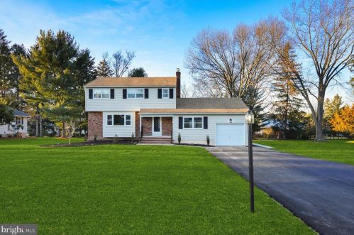 6 Mansfield Rd, Trenton, NJ 08628-1905