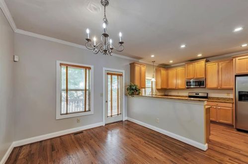 1394 Heights Park Dr, Atlanta GA  30316-3195 exterior
