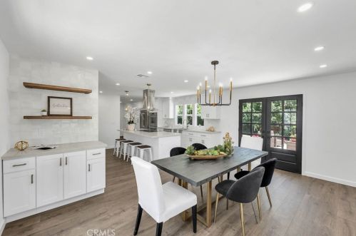 3586 Lathrop Ave, Simi Valley CA  93063-1119 exterior