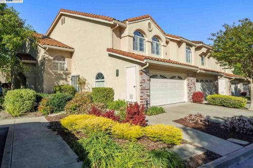 713 Galemeadow Cir, San Ramon, CA 94582-5576