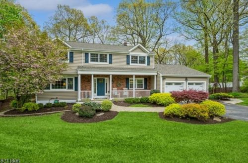 39 Misty Mountain Rd, Dover, NJ 07869-4777