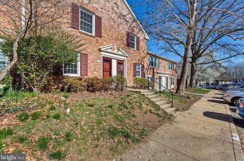 5912 Kingsford Rd, Springfield, VA