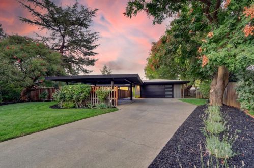 652 Buchanan St, Davis, CA 95616-3122