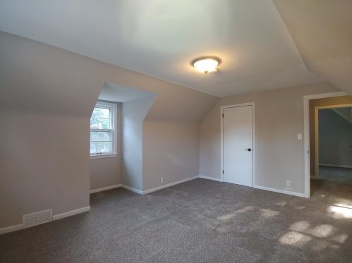 2010 Bush Ave, Saint Paul MN  55119-3914 exterior