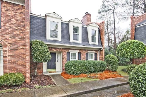 4 James River Pl, Atlanta, GA 30342-3746