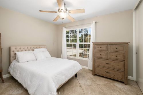 10 Cherry, Irvine CA  92612-2313 exterior
