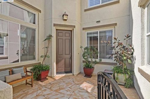 2525 Harlow Ln, San Ramon, CA 94582-5790