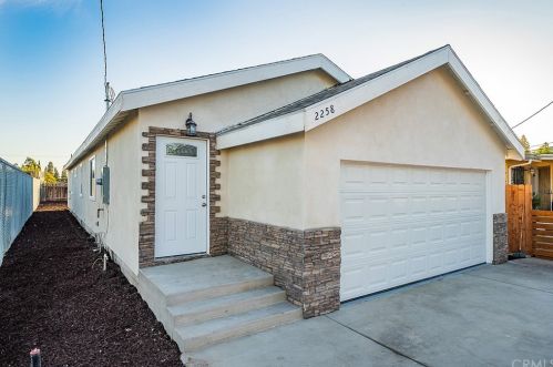 2258 122nd St, Compton, CA 90222-1304