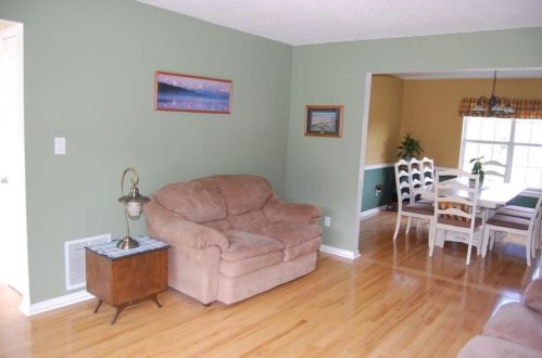 2827 Lake Vista Dr, Buford, GA 30519-6730